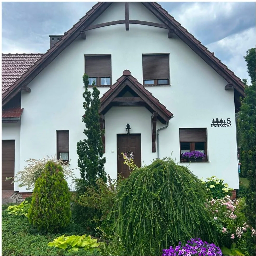 Elewacja po renowacji REVO - widok od frontu